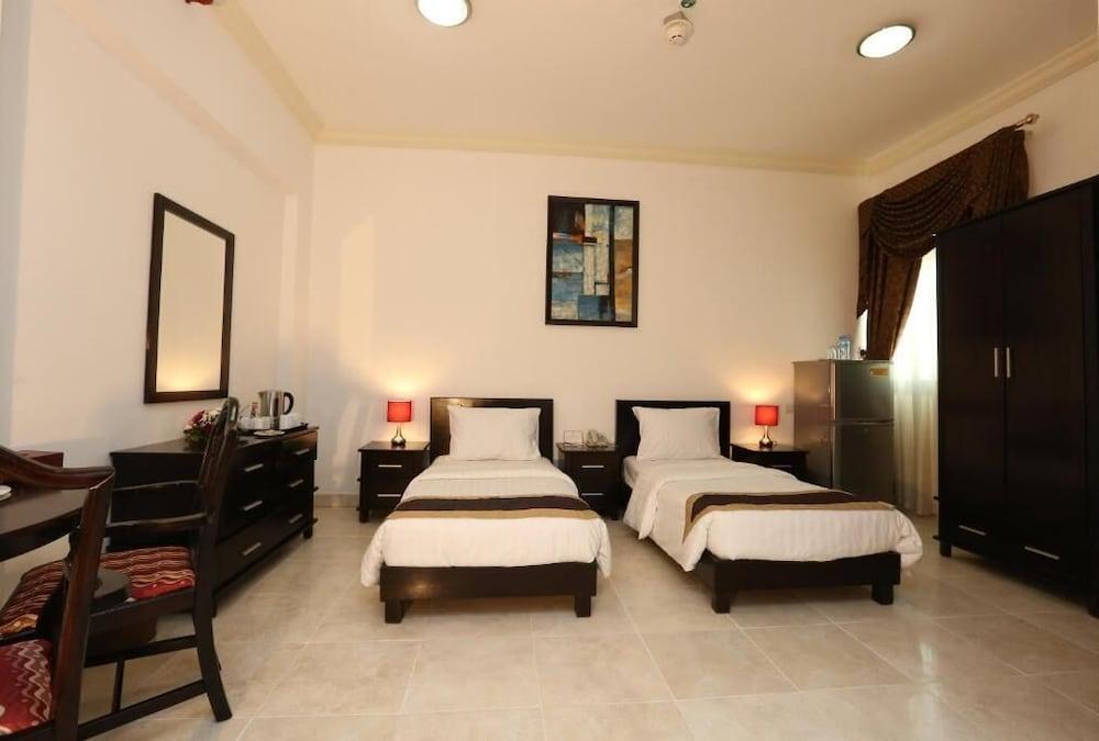 La Villa Palace Hotel Doha Extérieur photo